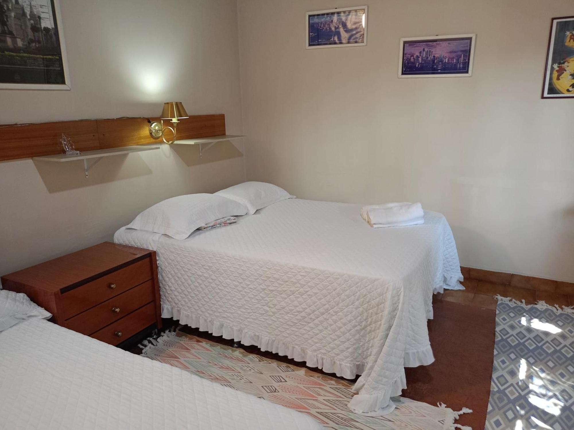 Apartament Residencia-Univ Ciudad del Este Zewnętrze zdjęcie