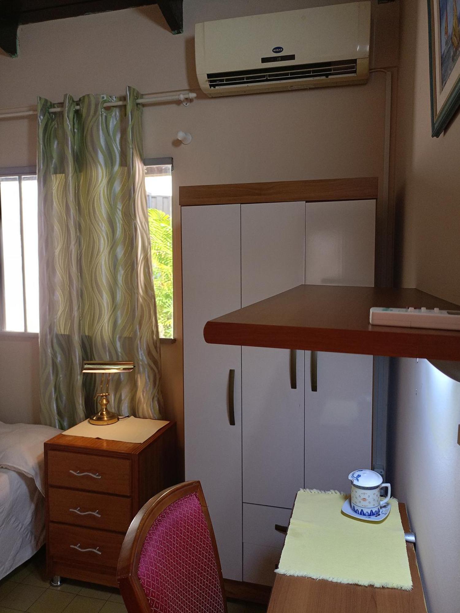 Apartament Residencia-Univ Ciudad del Este Zewnętrze zdjęcie