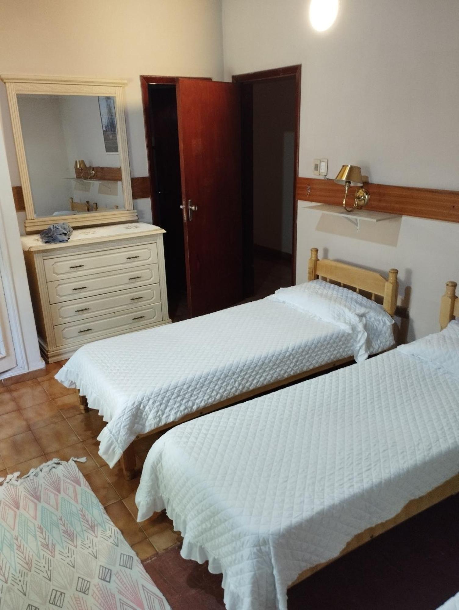 Apartament Residencia-Univ Ciudad del Este Zewnętrze zdjęcie
